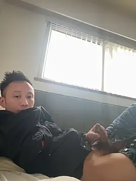 vallent970 online show from February 12, 8:04 pm