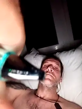 BucolicOrange9 online show from September 20, 10:32 pm