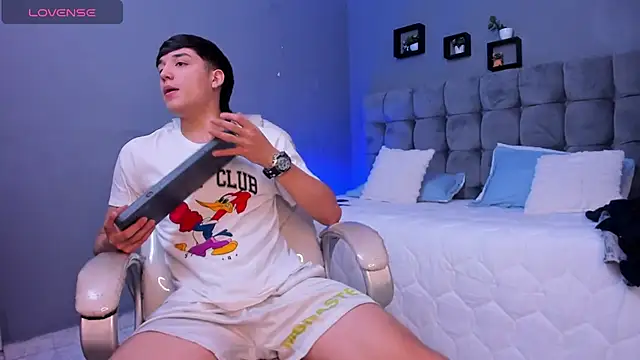 Ares di martin online show from November 12, 4:40 am