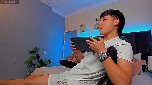 Ares di martin online show from December 16, 4:03 pm