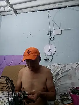 miroqui143 online show from February 5, 5:47 am