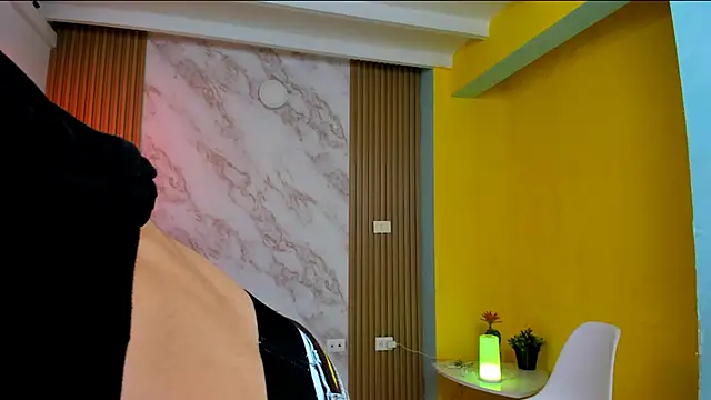 Snapshot of jake_beach chatting on September 19, 7:24 pm jake beach online show from September 19, 7:24 pm