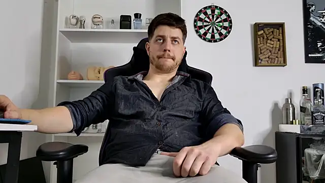 aaron nvk online show from November 26, 9:29 pm