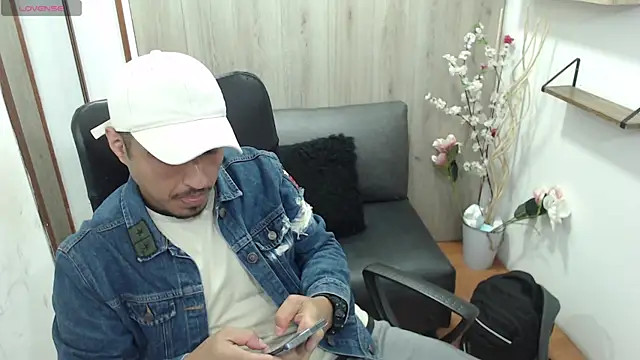 ColombiaStrip online show from January 18, 8:22 pm