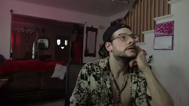 MasterDaddyCool online show from March 22, 4:45 pm