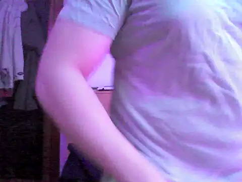 Andyl1 online show from February 20, 10:00 pm