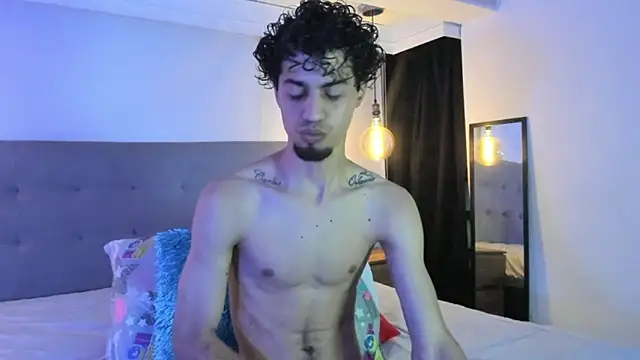 Chris Angel  online show from April 6, 3:47 am