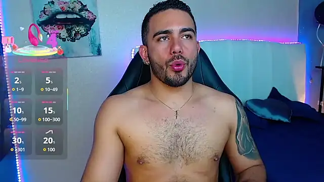 adamhairy online show from June 12, 9:01 pm