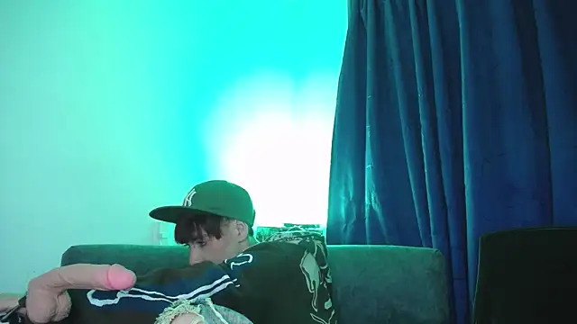 lucky stricke online show from March 11, 6:42 am