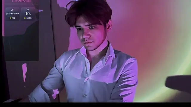 Snapshot of 1RobertTT chatting on September 9, 9:03 pm 1RobertTT online show from September 9, 9:03 pm