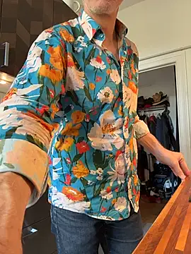 SexyLeon8 online show from April 17, 7:44 am