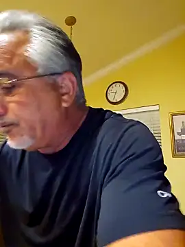 FlirtyOneForU online show from January 17, 2:36 am