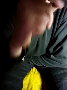 Snapshot of gazb90 chatting on October 11, 12:47 am gazb90 online show from October 11, 12:47 am