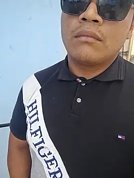 Teddybrocshow0011 online show from January 15, 5:59 pm