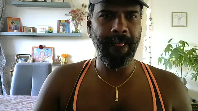 frenchblackc31 online show from March 2, 4:58 pm