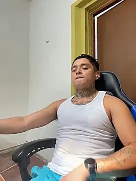 siilvestremx online show from November 20, 7:45 pm