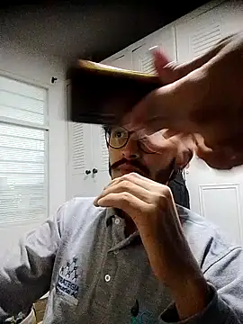 NikoBlaze online show from April 6, 4:41 pm