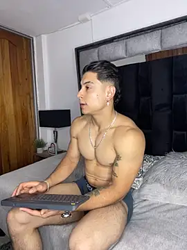 Snapshot of MR_MUSCLE chatting on October 4, 12:10 pm MR MUSCLE online show from October 4, 12:10 pm