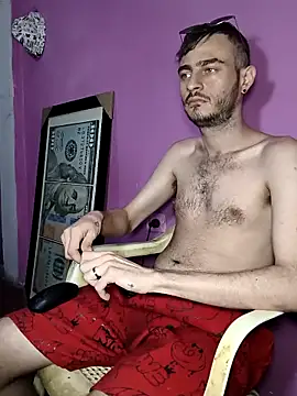 bigcockwhite777 online show from April 17, 11:51 pm