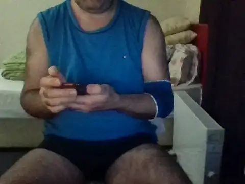 Snapshot of st206boy chatting on September 28, 1:25 am st206boy online show from September 28, 1:25 am