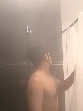 kSwisssxxx online show from December 14, 12:39 am