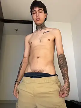 samm4044 online show from March 26, 9:41 pm