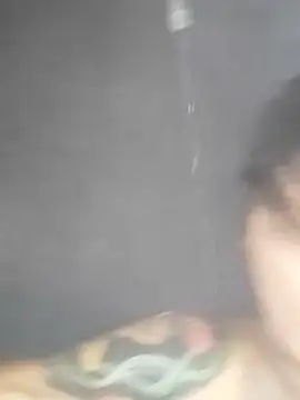 parejajuguetona420 online show from July 6, 11:27 pm