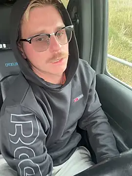 uncut luke online show from September 30, 7:17 pm