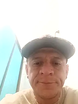 Snapshot of leon8013A chatting on September 10, 11:53 am leon8013A online show from September 10, 11:53 am