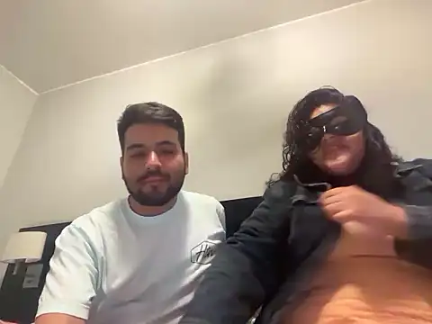 DirtyChinito online show from April 7, 12:43 am