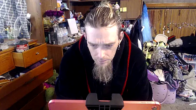 thejuicybacon online show from April 6, 3:24 pm