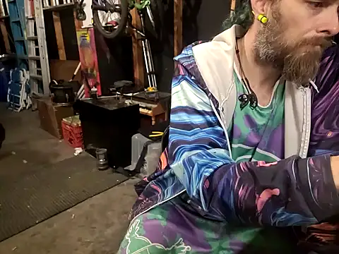 thejuicybacon online show from September 30, 5:24 am