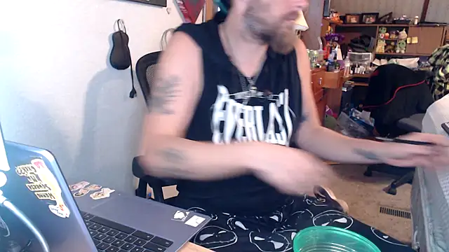 thejuicybacon online show from September 15, 7:15 pm