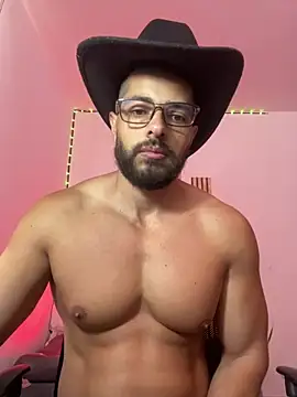 magnumchris online show from May 31, 11:54 am