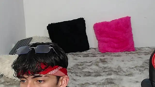 Rimuru17 online show from March 26, 5:22 am