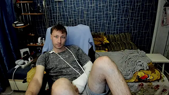 CuteBoy228 online show from June 3, 6:24 pm