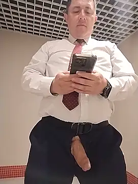 BigCristh79 online show from June 15, 4:37 am