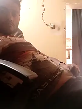 perrotjuui97 online show from October 15, 7:43 pm