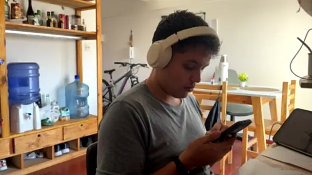 Haustin202 online show from October 31, 7:50 pm