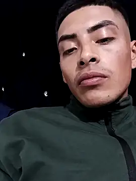 Titan2107sil online show from November 29, 1:51 am