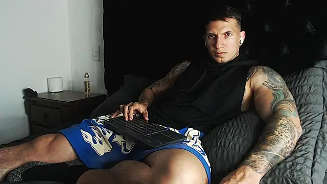 Shane Clay online show from March 31, 11:17 pm