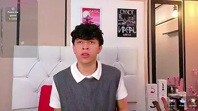 Axel  Evans online show from February 9, 1:05 pm