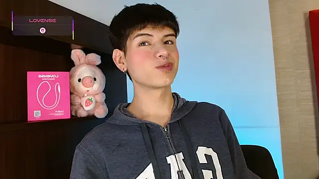 Ezra Storm online show from November 17, 4:59 am