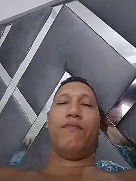 Tom Hardy11 online show from March 23, 12:49 am