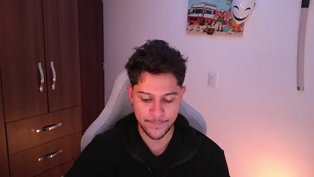 domsantiago  online show from December 15, 4:09 am