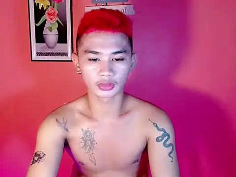 Snapshot of asianhardcock25 chatting on October 3, 7:46 am asianhardcock25 online show from October 3, 7:46 am
