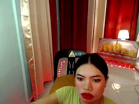 lover girl143 online show from March 4, 6:48 pm