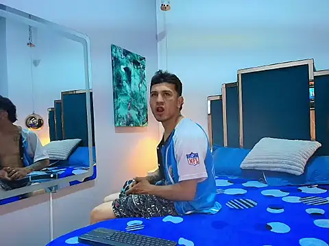 Thonixxx mr online show from April 11, 1:58 pm