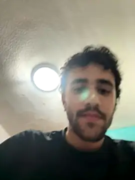 aavrdvh33 online show from November 27, 7:17 pm