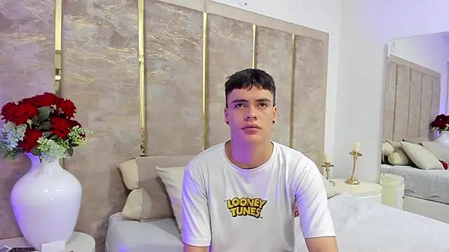 BenitoSaenz online show from March 30, 12:39 pm